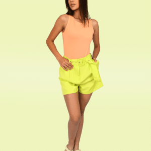 Short verde limón