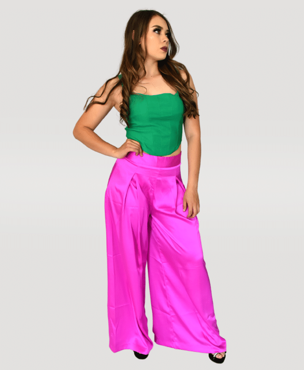 Pantalón satinado negro